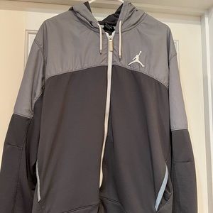 Men’s Jordan wind breaker